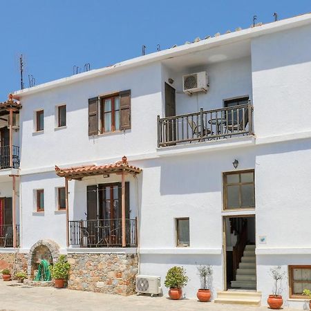 Fotini Rooms Skopelos Town Exterior foto
