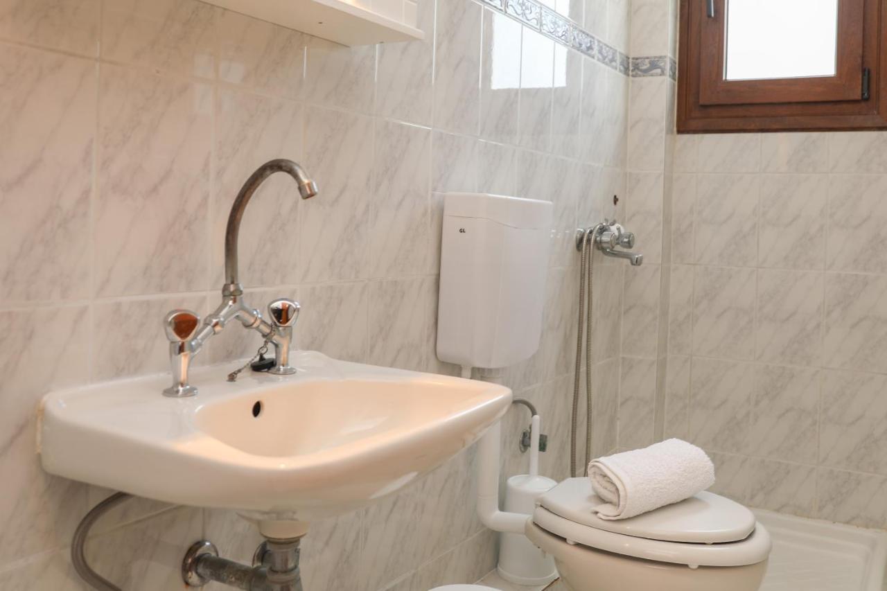 Fotini Rooms Skopelos Town Exterior foto